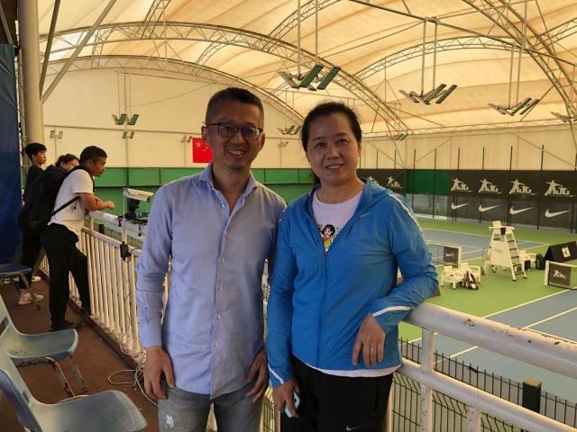 开云入口-她曾是职业化探路者，如今为中国网球的未来探路